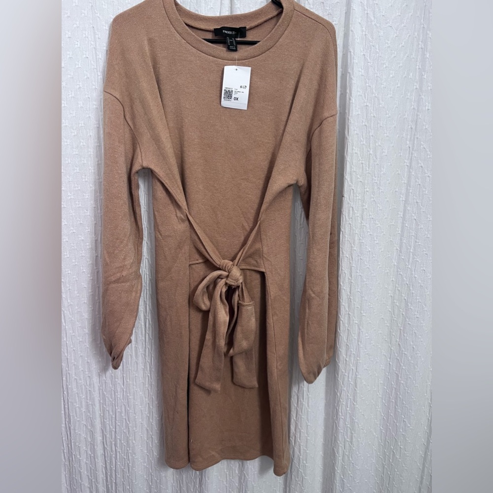 FOREVER21 CAMEL FRONT TIE SWEATER DRESS KNEE LENGTH